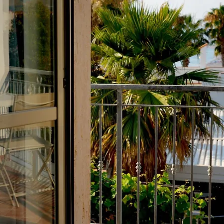 La Scogliera Apartament *